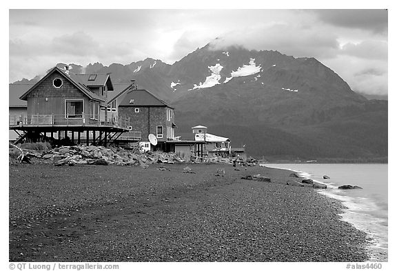 Houses on the beach at Lowell Point. Seward, Alaska, USA (black and white)