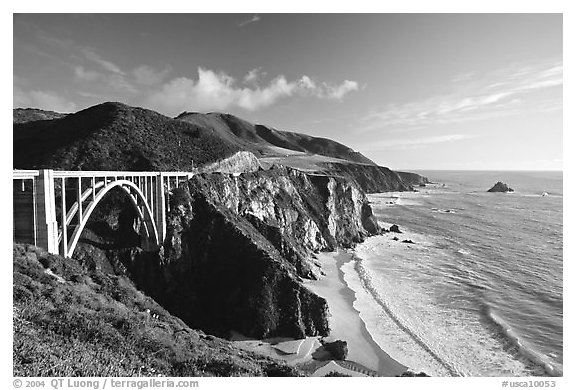 Bixby creek bridge, late afternoon. Big Sur, California, USA (black and white)