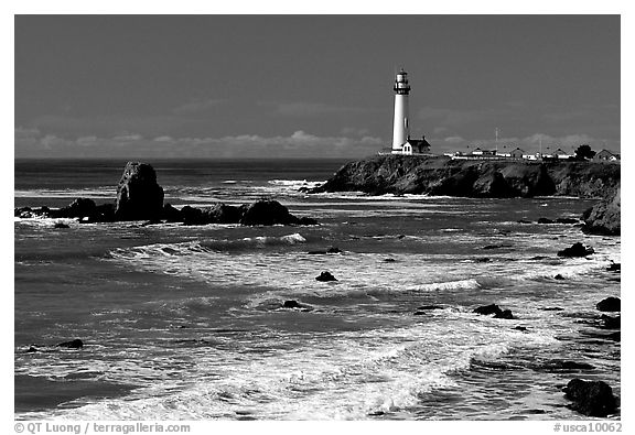 Pigeon Point Lighthouse and waves, morning. San Mateo County, California, USA (black and white)