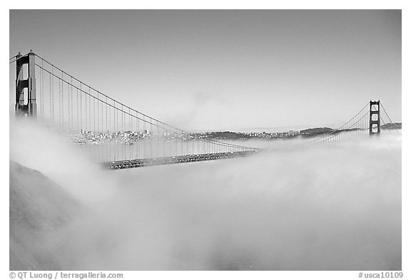 Fog rolls over the Golden Gate. San Francisco, California, USA