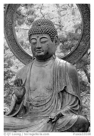 Buddha statue in Japanese Garden. San Francisco, California, USA