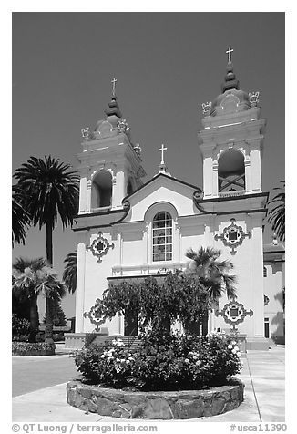 Portuguese Cathedral. San Jose, California, USA (black and white)