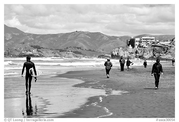 Beach near the Cliff House. San Francisco, California, USA (black and white)