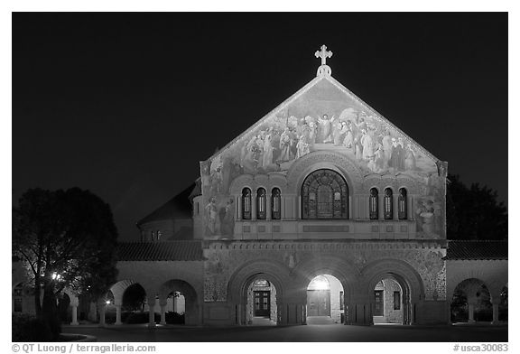 Memorial church at night. Stanford University, California, USA (black and white)