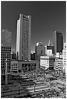 Union Square, the heart of the city's shopping district, afternoon. San Francisco, California, USA (black and white)