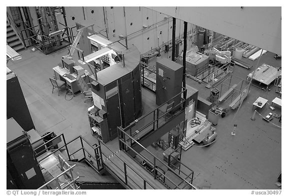 Command terminals and detector room, Stanford Linear Accelerator. Stanford University, California, USA (black and white)