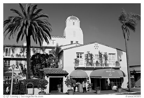 La Valencia Hotel, designed by William Templeton Johnson. La Jolla, San Diego, California, USA