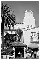 La Valencia Hotel, in spanish colonial style. La Jolla, San Diego, California, USA ( black and white)