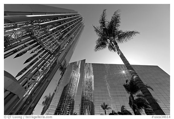 Bell tower and sun shining through the Crystal Cathedral Facade,. Garden Grove, Orange County, California, USA