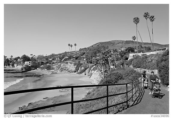 Women pushing babies in strollers in Heisler Park, above Picnic Beach. Laguna Beach, Orange County, California, USA