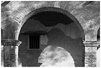 Arch in central courtyard. San Juan Capistrano, Orange County, California, USA ( black and white)