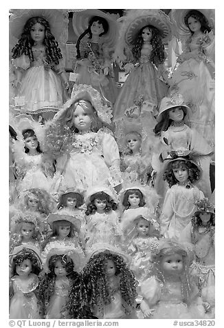 Danish dolls at Andersen gift shop. California, USA (black and white)
