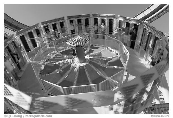 Spinning wheel ride, Beach Boardwalk. Santa Cruz, California, USA