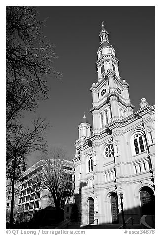 Cathedral of the Blessed Sacrament, afternoon. Sacramento, California, USA (black and white)