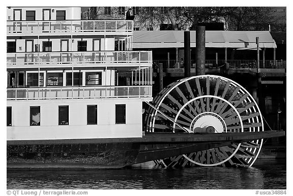 Paddle Wheel of the steamer  Delta King. Sacramento, California, USA