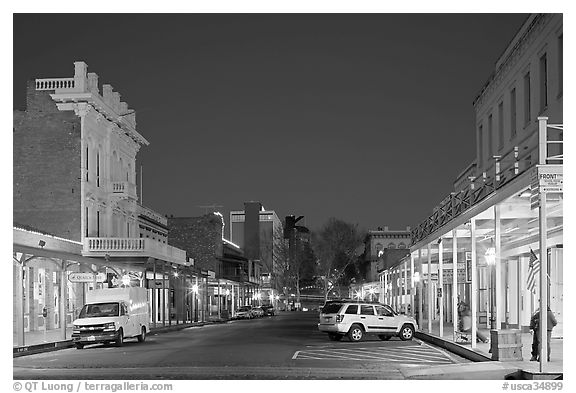 Old Sacramento street at night. Sacramento, California, USA (black and white)