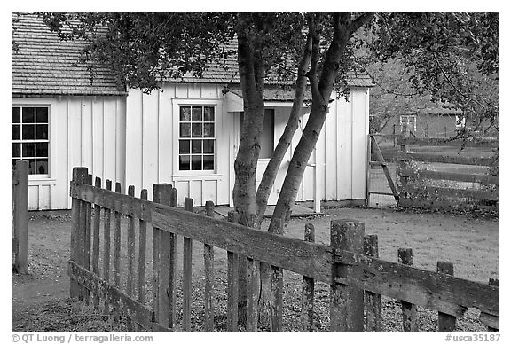 Fence and  Happy Hollow Farm, Rancho San Antonio Open Space Preserve, Los Altos. California, USA (black and white)