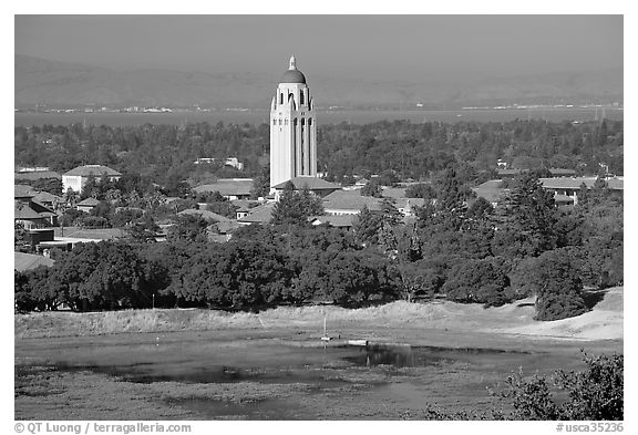 Campus, Hoover Tower, and Lake Lagunata. Stanford University, California, USA (black and white)