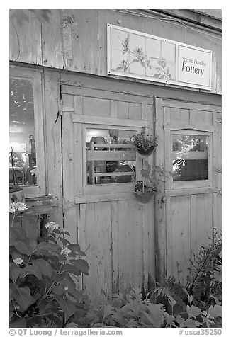 Pottery studio, Allied Arts Guild. Menlo Park,  California, USA (black and white)