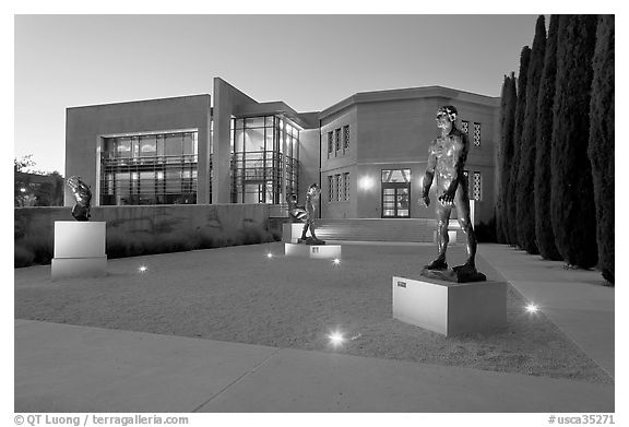 Rodin sculpture garden and Cantor Art Center, dusk. Stanford University, California, USA