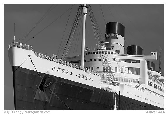 Queen Mary ocean liner. Long Beach, Los Angeles, California, USA