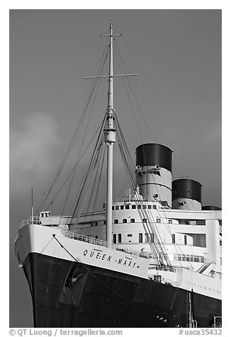 Queen Mary cruise ship. Long Beach, Los Angeles, California, USA (black and white)