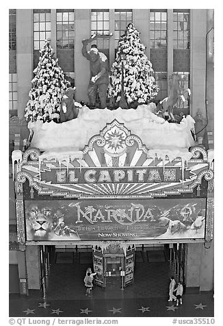 Ornate facade of the El Capitan theatre. Hollywood, Los Angeles, California, USA (black and white)