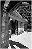 Dining room exterior, Hanna House. Stanford University, California, USA ( black and white)