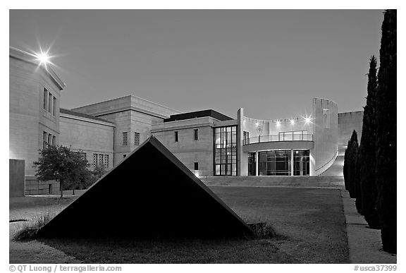 Pyramid in courtylard of the Cantor Art Museum at night. Stanford University, California, USA (black and white)