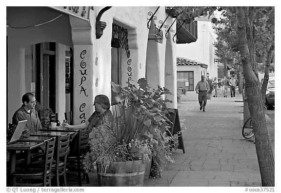 Cafe and sidewalk. Palo Alto,  California, USA (black and white)