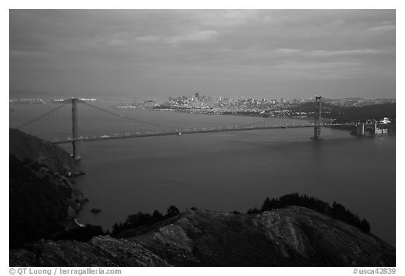 Golden Gate Bridge at dusk. San Francisco, California, USA