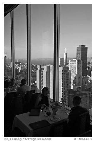 Rooftoop restaurant dining with a view. San Francisco, California, USA (black and white)