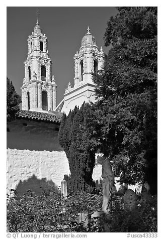 Bell towers of the Basilica seen from the Garden, Mission San Francisco de Asis. San Francisco, California, USA (black and white)