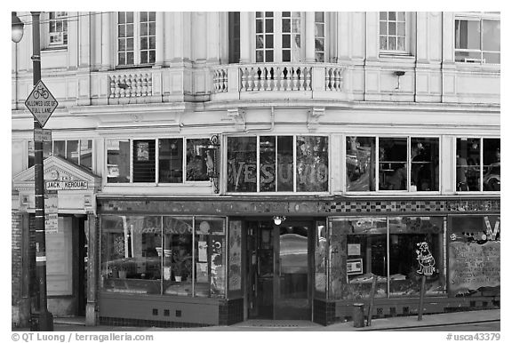 Vesuvio cafe and Jack Kerouac street sign, North Beach. San Francisco, California, USA (black and white)
