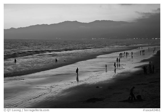 Beach and Santa Monica Mountains at sunset. Santa Monica, Los Angeles, California, USA (black and white)