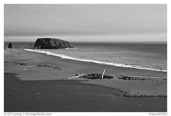 Russian River estuary and beach, Jenner. Sonoma Coast, California, USA (black and white)