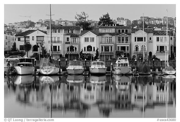 Marina and brighly colored houses. San Francisco, California, USA (black and white)