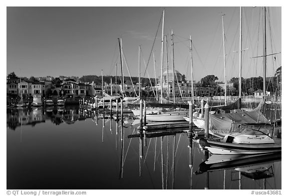 Marina and Palace of fine arts. San Francisco, California, USA (black and white)