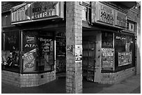 Corner grocery and liquor store, Mission District. San Francisco, California, USA (black and white)