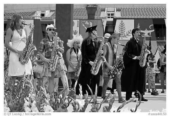 Stanford student band, commencement. Stanford University, California, USA (black and white)