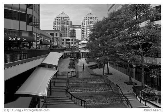 City center shopping mall, downtown. Oakland, California, USA