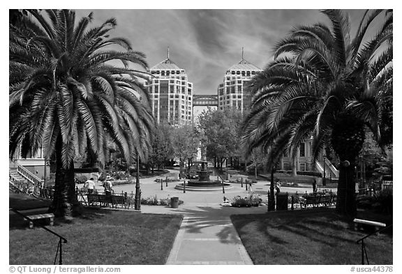 Preservation Park square with Federal building behind. Oakland, California, USA (black and white)