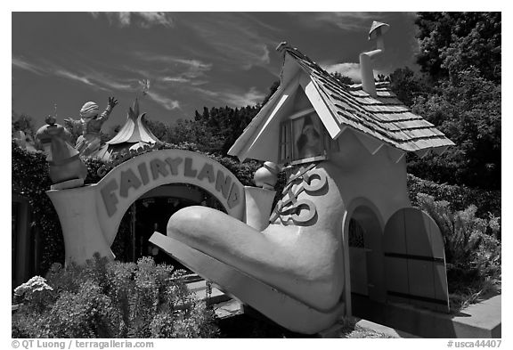 Entrance of Fairyland. Oakland, California, USA (black and white)