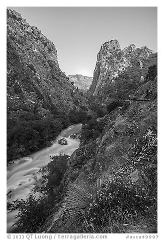 Windy Cliffs and South Fork of the Kings River Gorge, dusk. Giant Sequoia National Monument, Sequoia National Forest, California, USA (black and white)