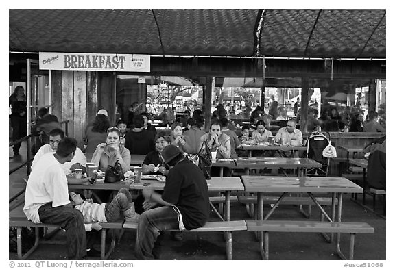 Eatery, San Jose Flee Market. San Jose, California, USA (black and white)