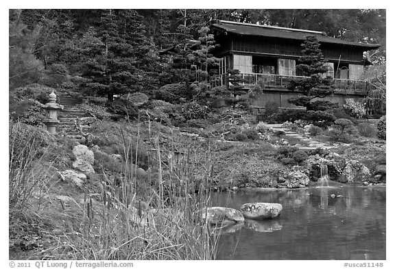 Pond and pavillion. Saragota,  California, USA