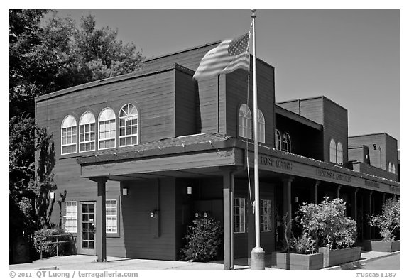 Post Office. Woodside,  California, USA (black and white)