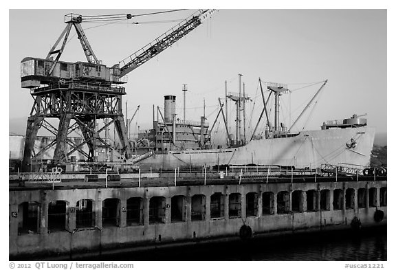 Shipyard No 3 and Red Oak Victory ship, World War II Home Front National Historical Park. Richmond, California, USA