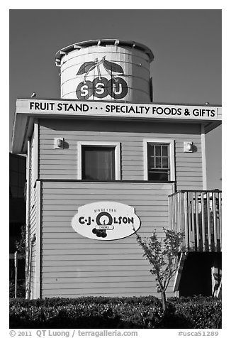 Historic fruit stand, Sunnyvale. California, USA (black and white)