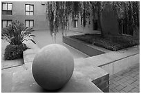 Autrey Zocalo, Schwab Residential Center. Stanford University, California, USA (black and white)